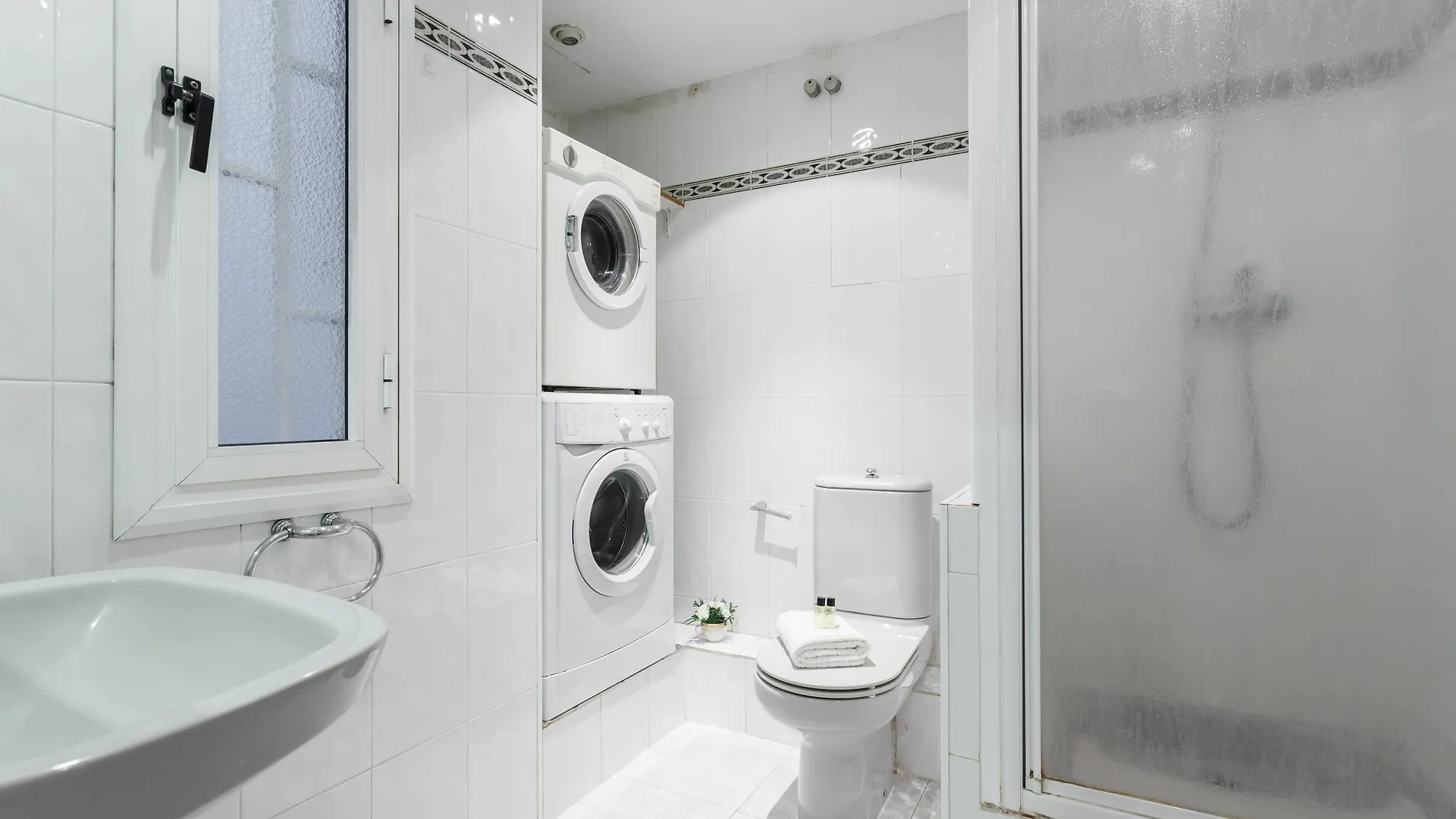 Apartment Ferienwohnung Flateli Borrell Barcelona Spanien