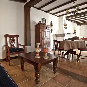 Santa Ana Villa Antigua